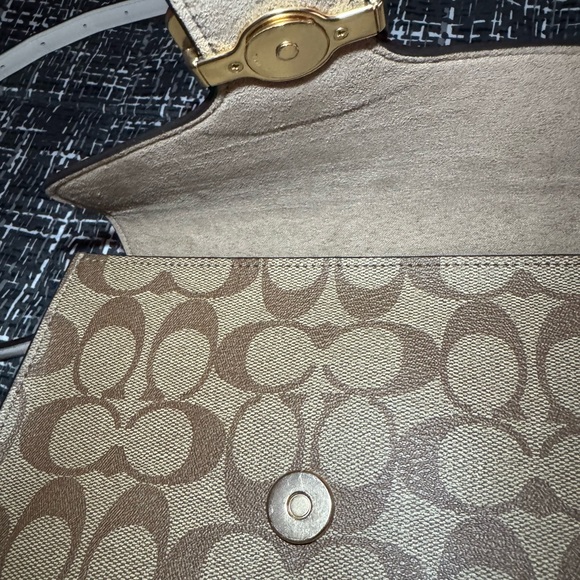 Coach Pepper Satchel - Picture 9 of 12